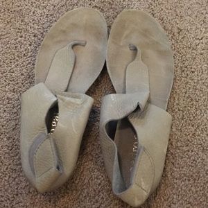 Like new grey sandals